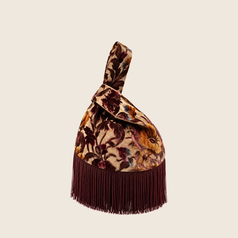 Japanese Knot Bag en terciopelo floral con flecos burdeos