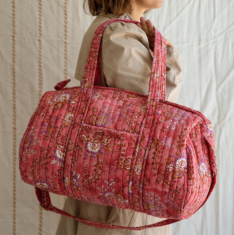 Bolsa de deporte acolchada con estampado floral rosa, con bolsillo exterior y asa larga